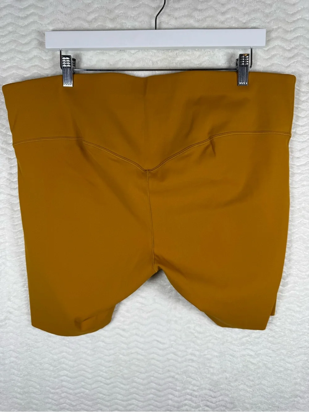 Nike Women's Universa High-Waisted Biker Shorts are premium athletic shorts